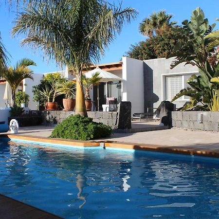 Villa Niki Mit Beheiztem Gemeinschaftspool Fuer 2 Appartments Las Breñas Kültér fotó